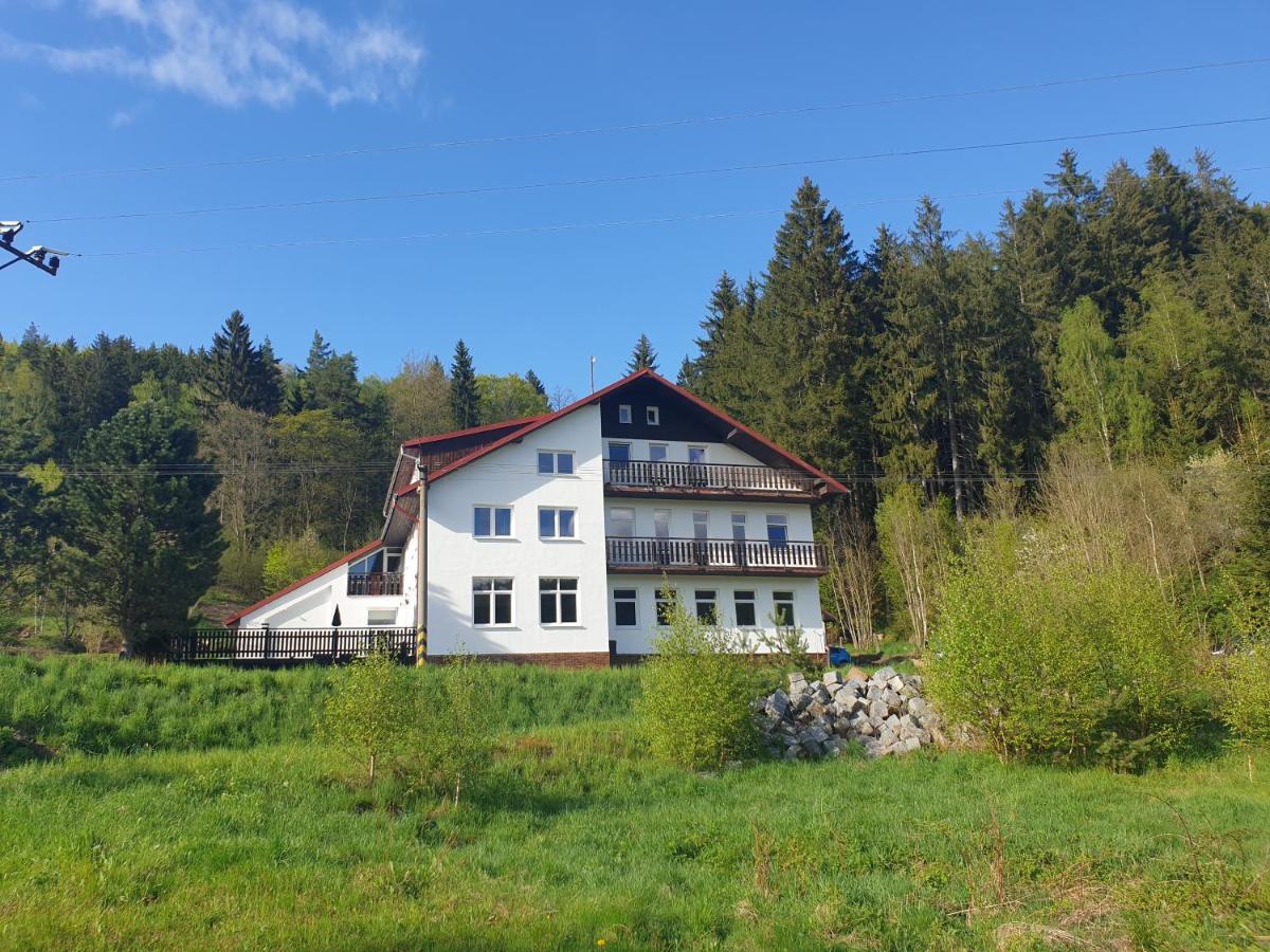 Penzion Lumis Nová Role Exterior foto